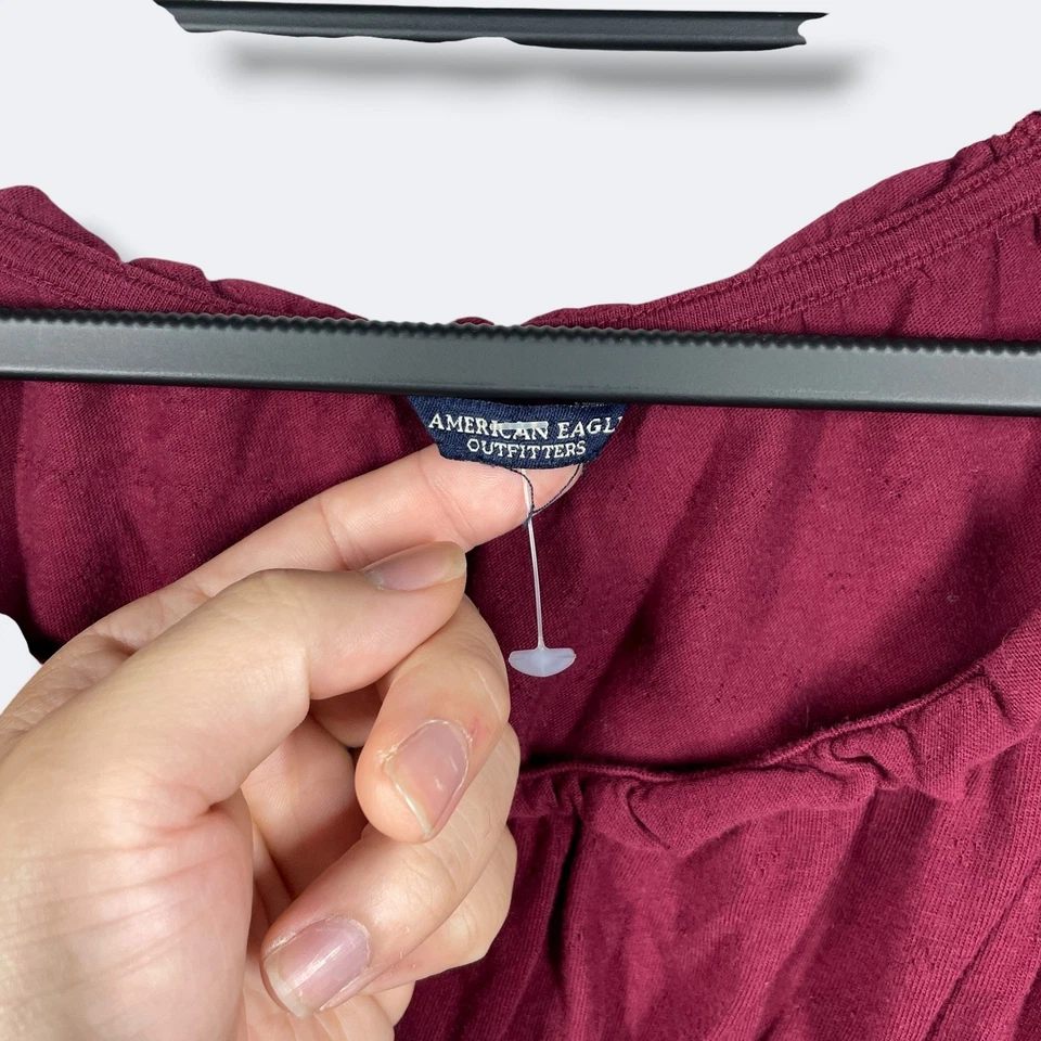 Y2K American Eagle Outfitters L/s Top Womens S Burgundy Off Shoulder Smocked - Image 3 of 4