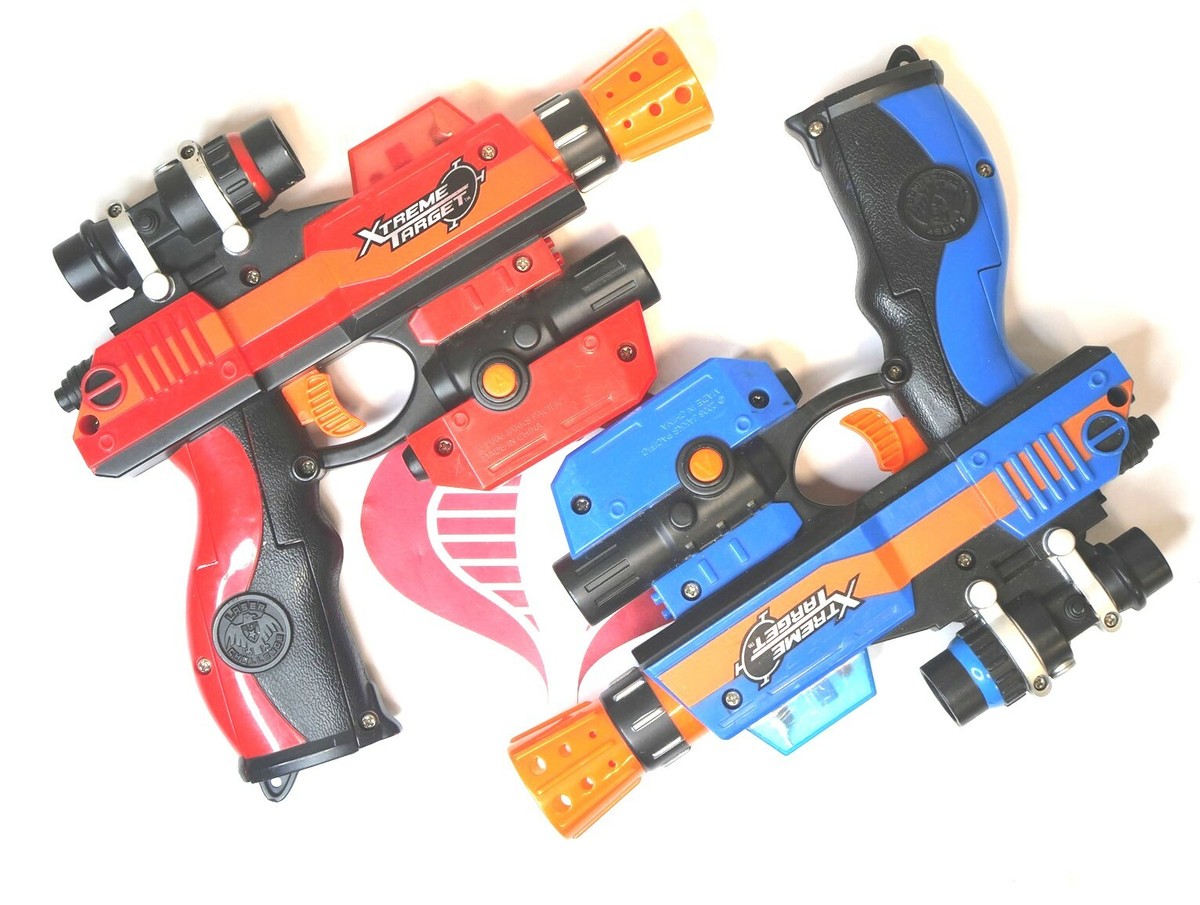 Xtreme Target Blue and Red Laser Gun Untested Laser Challenge Game
