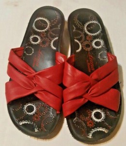 bata black wedges