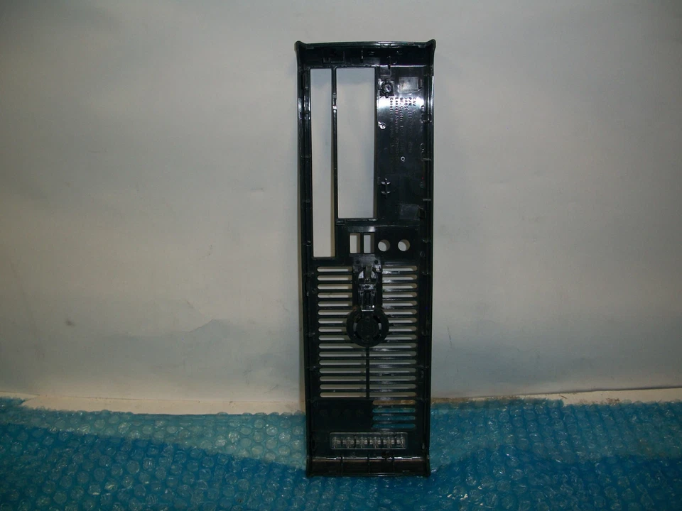 U8990 - Dell Optiplex 740/745/755 SFF Front Cover GX520 - Image 2 of 4
