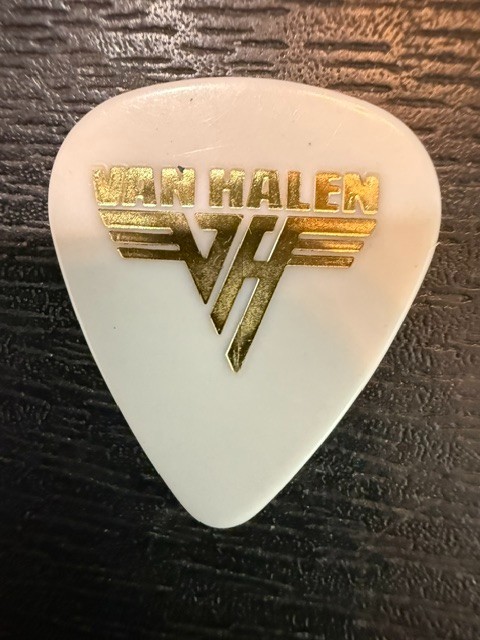 VAN HALEN  #3  /  EDDIE VAN HALEN  / OU812  / 1986   AUTHENTIC TOUR  GUITAR PICK