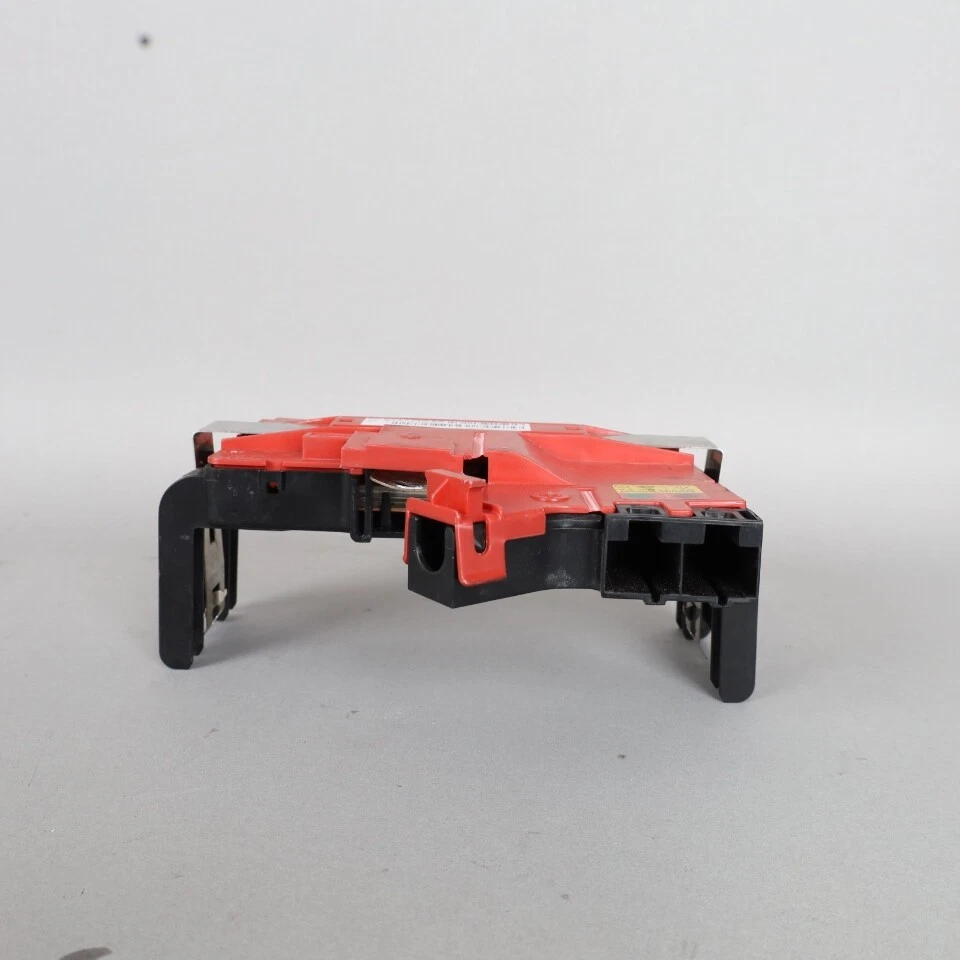 2009 BMW 750Li Positive Battery Junction 61149177773 OEM Used - Изображение 4 из 4