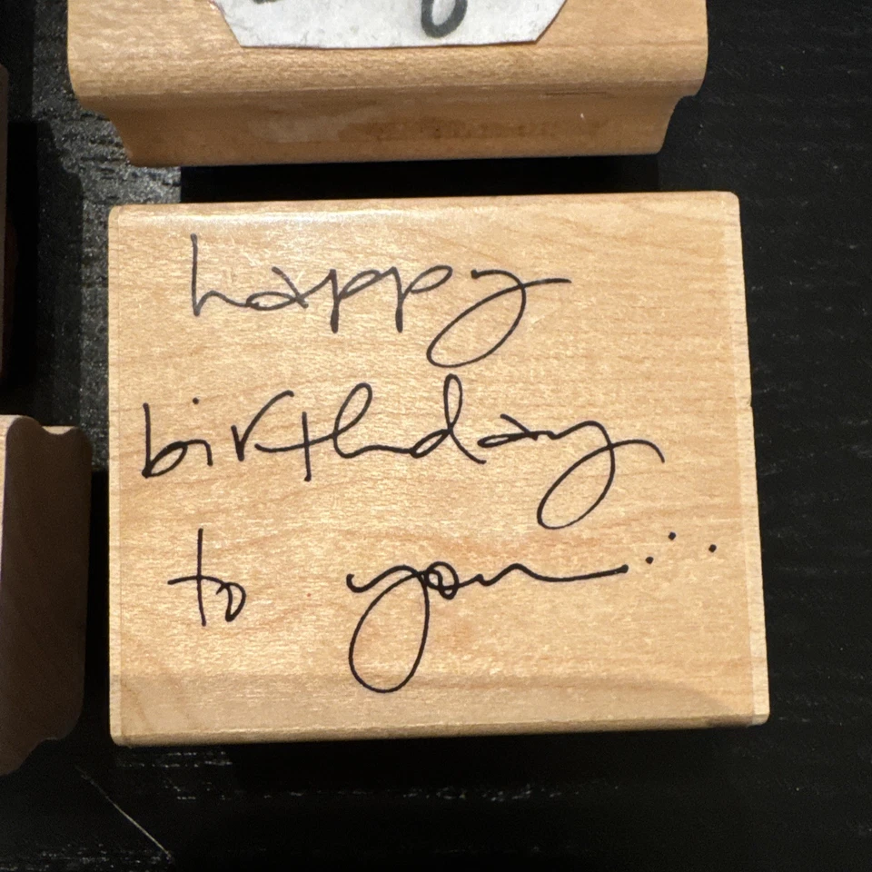 Lote de 12 estampillas de goma montadas en madera temáticas de feliz cumpleaños globo cupcake pastel Foto 2 de 4