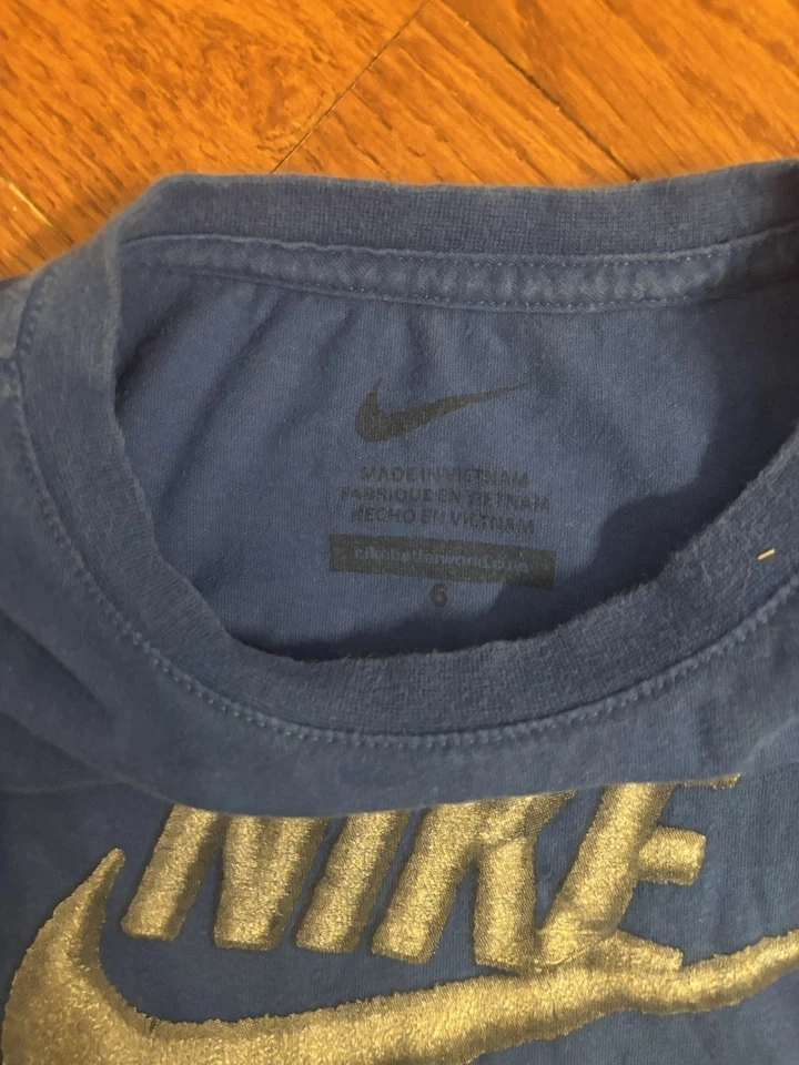 Nike синяя футболка золотые буквы размер 5 мальчиков короткий рукав спортивная рубашка футболка размер 5 - Изображение 3 из 4