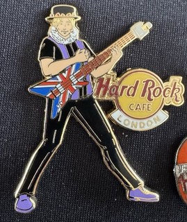 Hard Rock Cafe London Guitar Pin