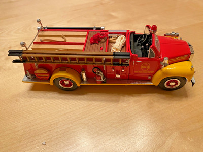 First Gear Mack 1960 B-Model Pumper Feuerwehr 1:34 Sammlerstück in OVP