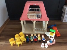 Little Tikes Grandmas Cottage doll house with accessories *VERY CLEAN*