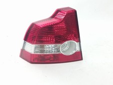 30678737 RÜCKLEUCHTE AUßEN LINKS / 144224 FÜR VOLVO S40 II 544 2.4