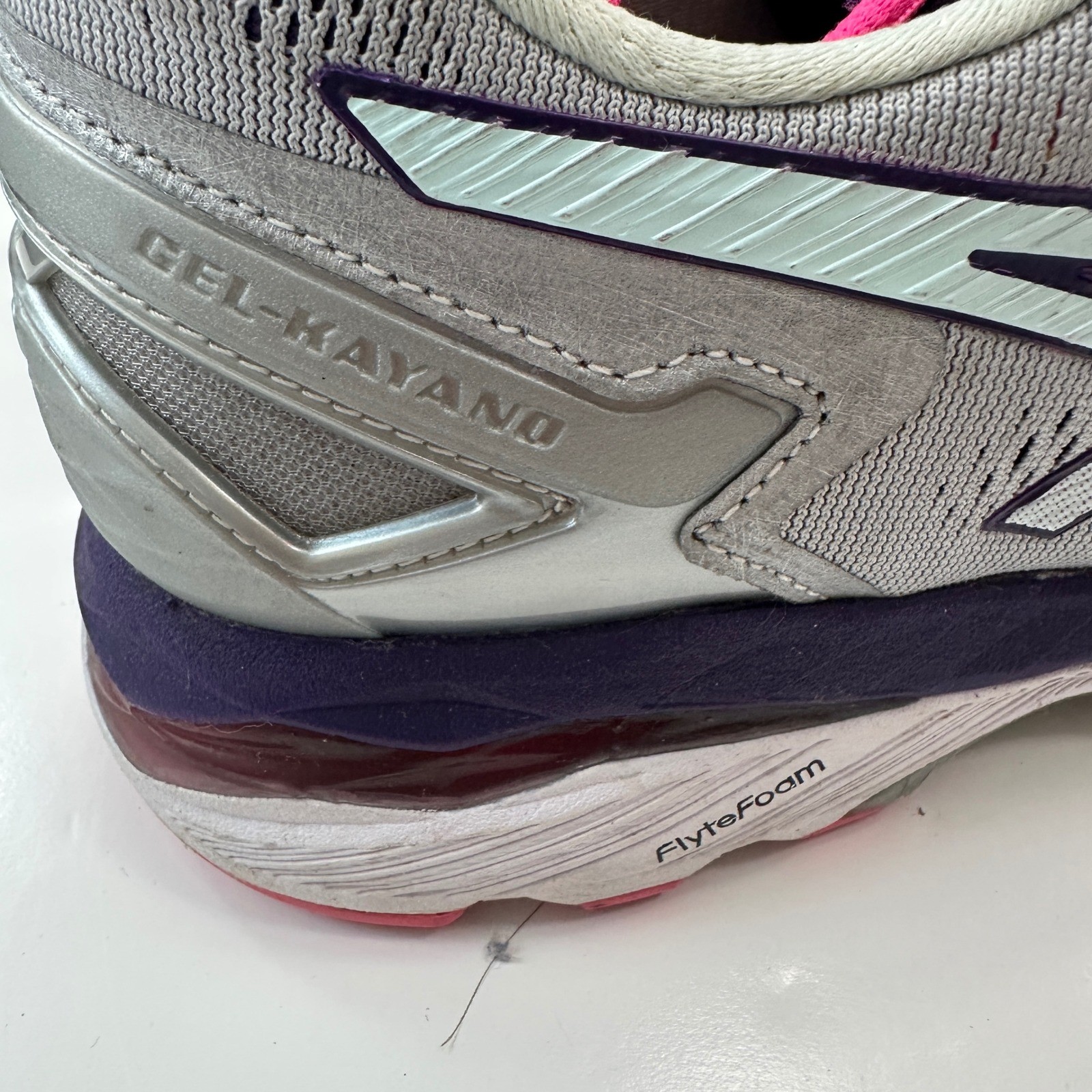 Asics Gel-Kayano Running Shoes Athletic Comfort Activewear Gray Pink Women's 9.5 thumbnail 4