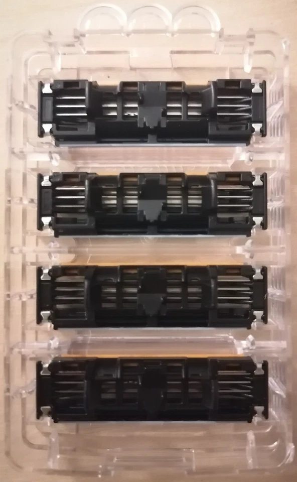 48 GILLETTE SENSOR 3 RAZOR REFILL CARTRIDGES NEW GENUINE! - Image 3 of 3