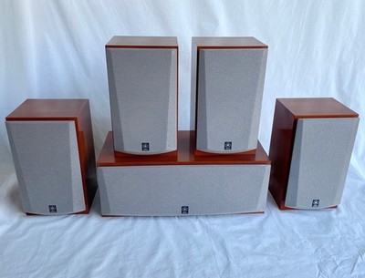 YAMAHA Four NS-2HX + One NS-C5HX Cherry Wood Speaker Set. Great Sound. RARE