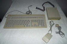 LOT OF 1980's TO EARLY 1990's APPLE MACINTOSH COMPUTER COMPONENTS READ