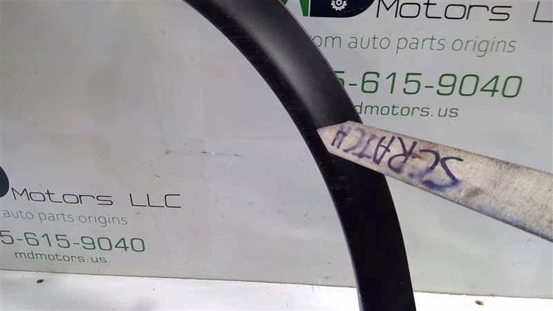 Nissan Rogue Sport 2019-2021 arco de rueda delantero derecho moldura acampanada OEM Foto 2 de 4