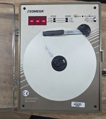 OMEGA ENGINEERING CT87HF Temperature Recorder TESTED w/ Power 260308