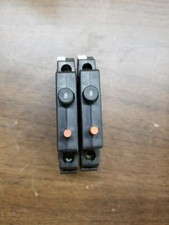 LOT OF 2 PHOENIX CONTACT TMC-1-M1-100-8A CIRCUIT BREAKER   W28