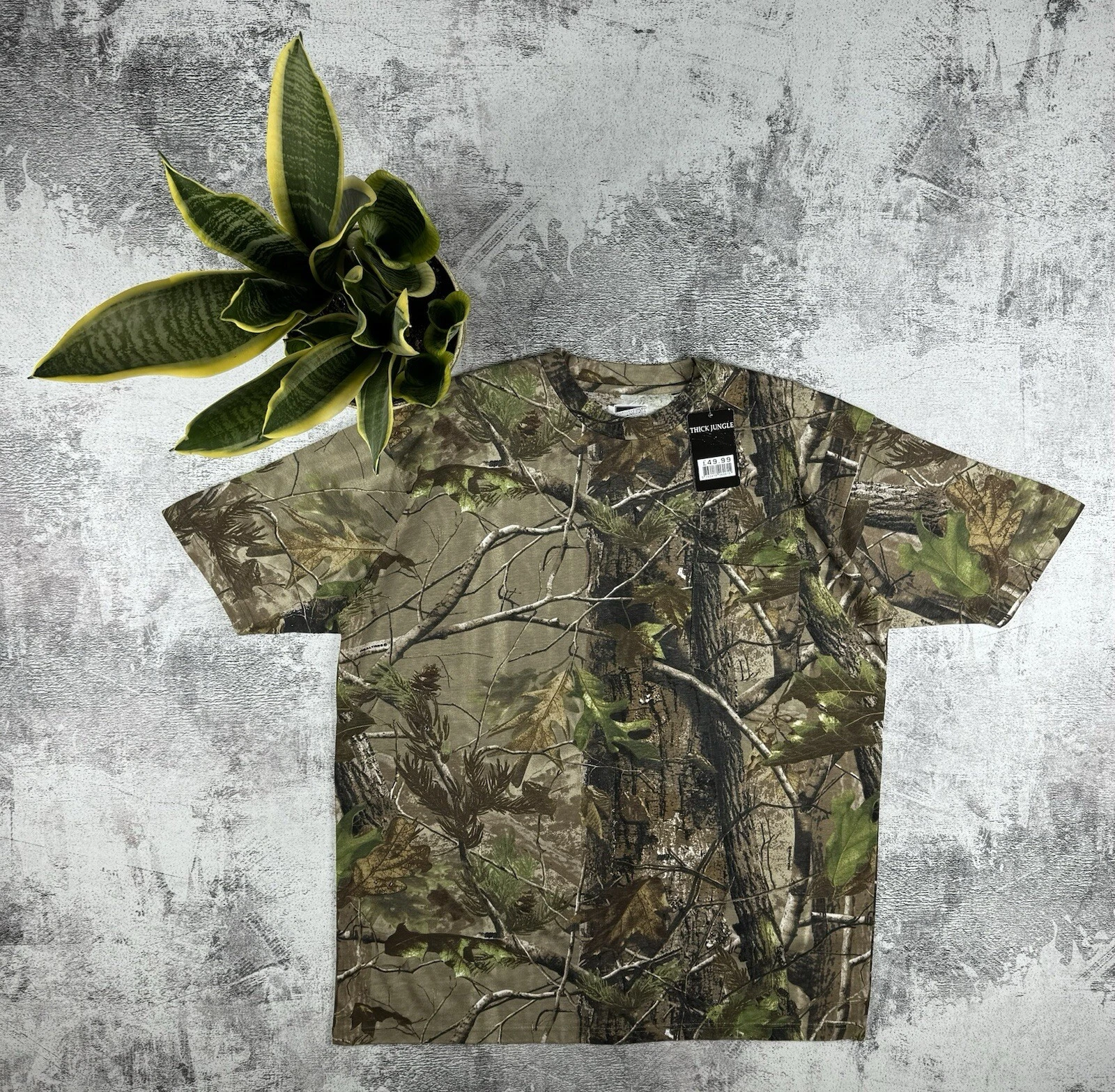 Vintage NEW Camo Realtree Thick Jungle Army Y2K Streetwear T Shirt Tee
Opens in a new window or tab