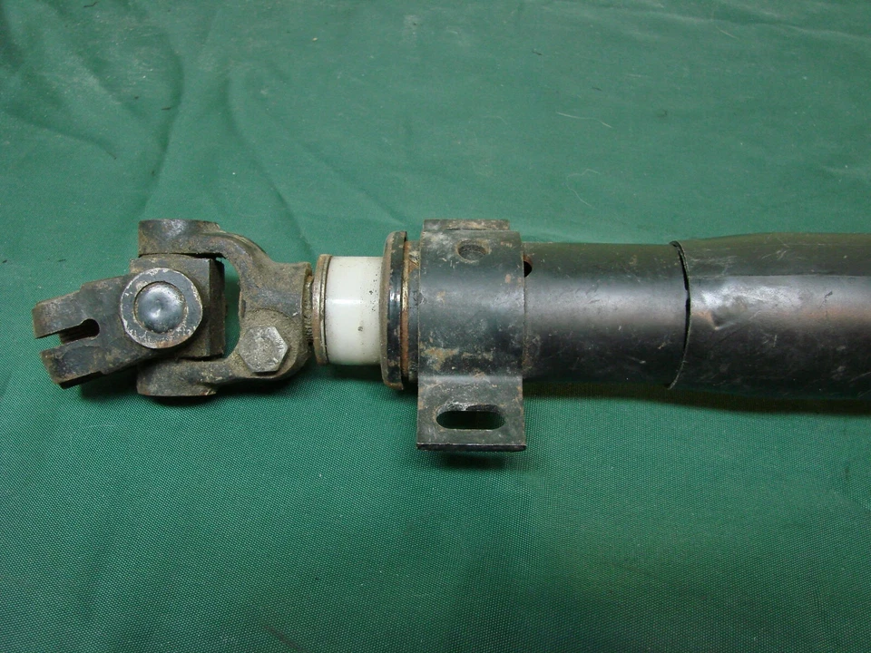 Vintage AC Delco Saginaw Steering Column 7981837 28K5 GM Chevy OEM Vintage Rare - Image 2 of 4
