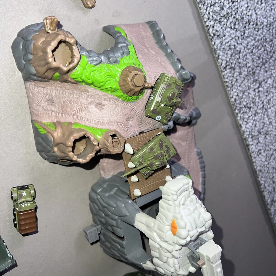 Lote grande de juegos de micro máquinas zonas de batalla militares vintage años 90 Viper Mtn Foto 2 de 4