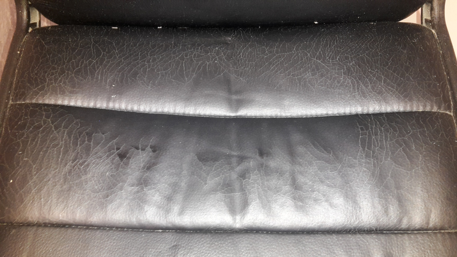 Adjustable Office Chair Ribbed Back Swivel Leather Computer Desk Chair