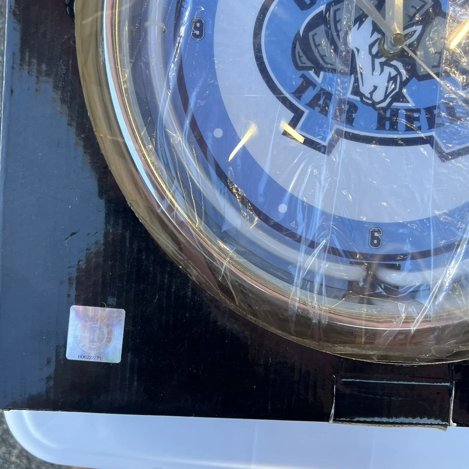 NCAA TAR HEELS NORTH CAROLINA NCU MEMORY COMPANY 15" WALL CLOCK NEON FACE - Image 4 of 4