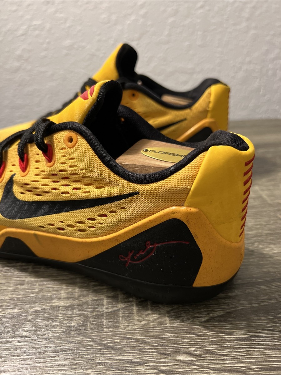 Nike Kobe 9 IX EM Low Bruce Lee 646701-700 Yellow Sneaker