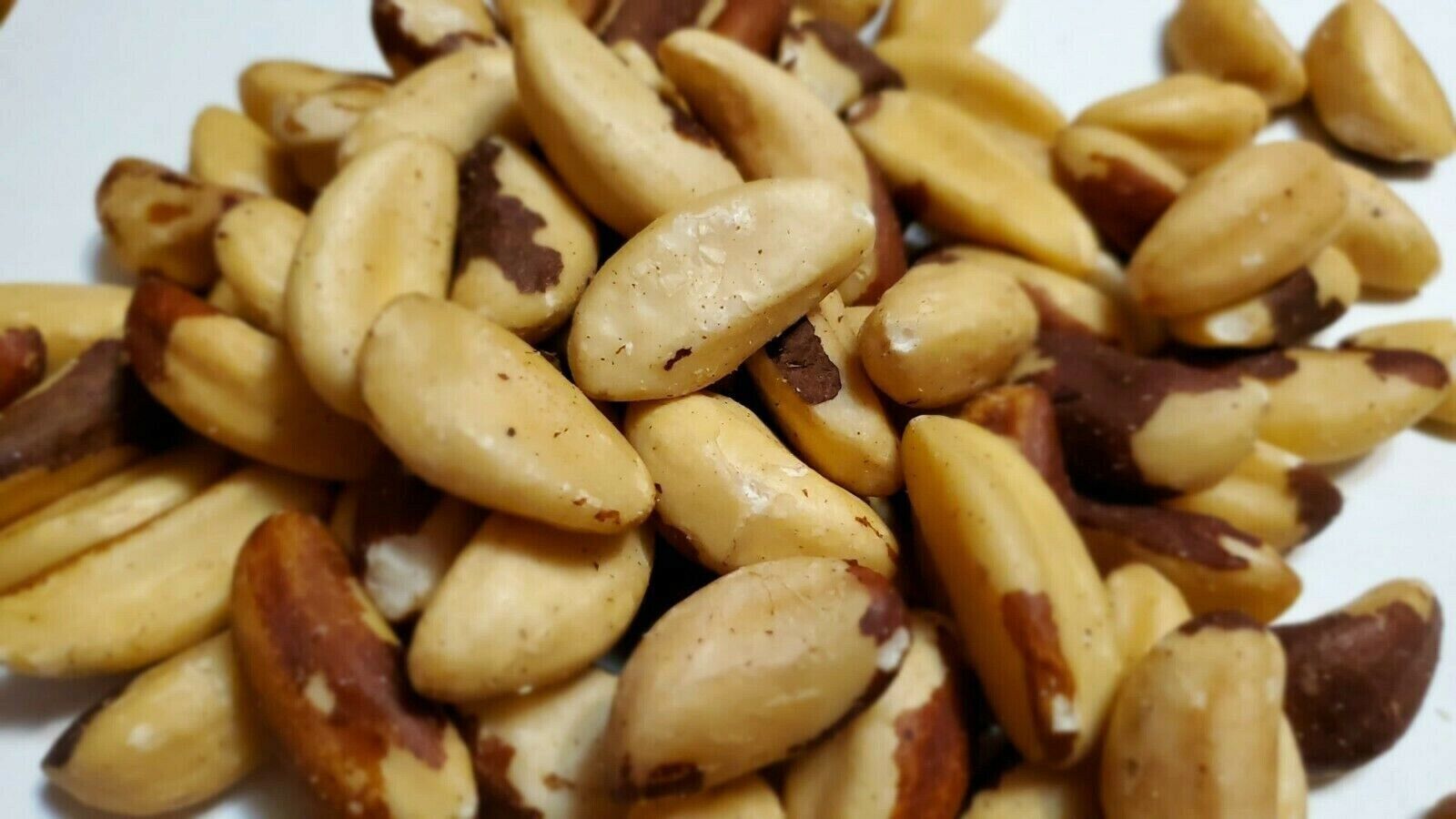 Орех из бразилии 5. Бразильский орех. Brazilian Nuts. Wholly Nuts. Бразильский орех цена за 1 кг.