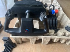 Saitek Cessna Pro Flight Yoke, incl. acceleratore, supporto e scatola