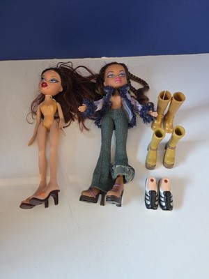LOT of 2- Bratz Dolls Shoes 2001 Used
