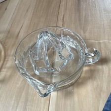 Clear Glass Manual Press Citrus Juicer Reamer with Handle and Pour Spout