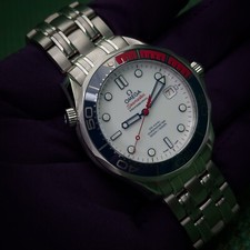 Omega James Bond 007 Limited Edition Commanders Seamaster 300M Diver White Dial 10