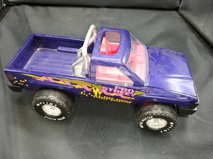 vintage toy pickup trucks