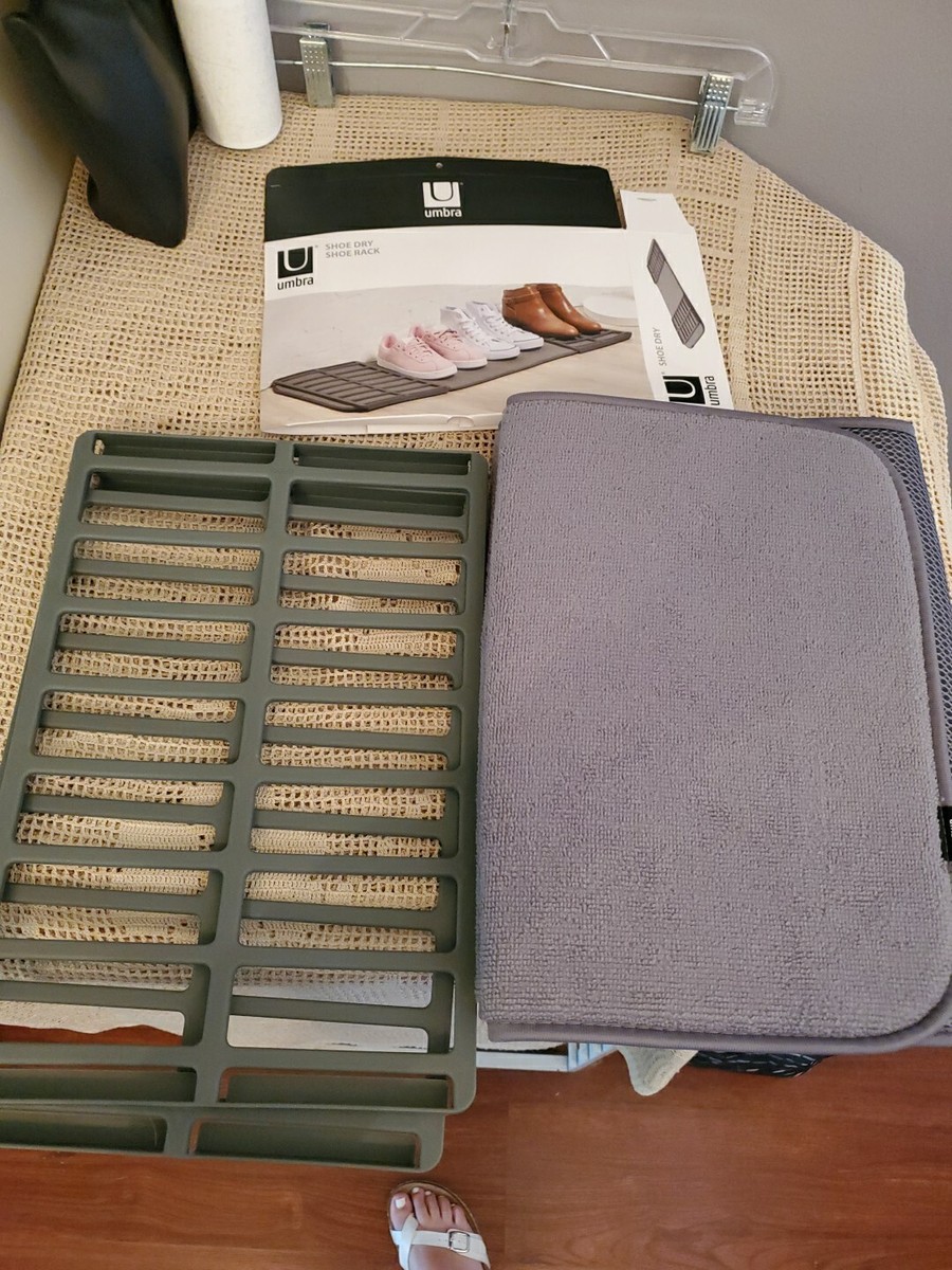 Umbra Shoe Dry Shoe Rack 35 x 13 Inches Pair of Shoes