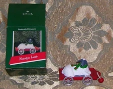 1989 HALLMARK NOSTALGIC LAMB CHRISTMAS ORNAMENT & BOX