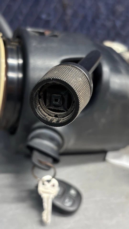 2002-2007 Ford F250 F350 Super Duty A/T Tilt Steering Column Assembly W/Key - Image 4 of 4