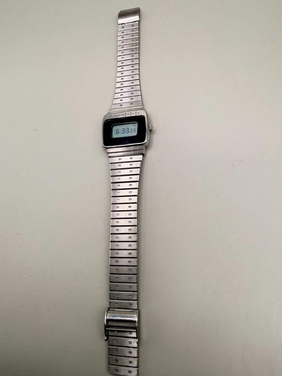 Seiko B137-4020 Vintage LCD Digital Watch, 31.3mm, Stainless Steel