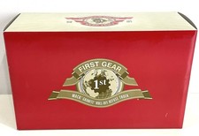 Camión de basura First Gear 1/34 Galbreath Mack granito rodante fundido a presión nuevo en caja