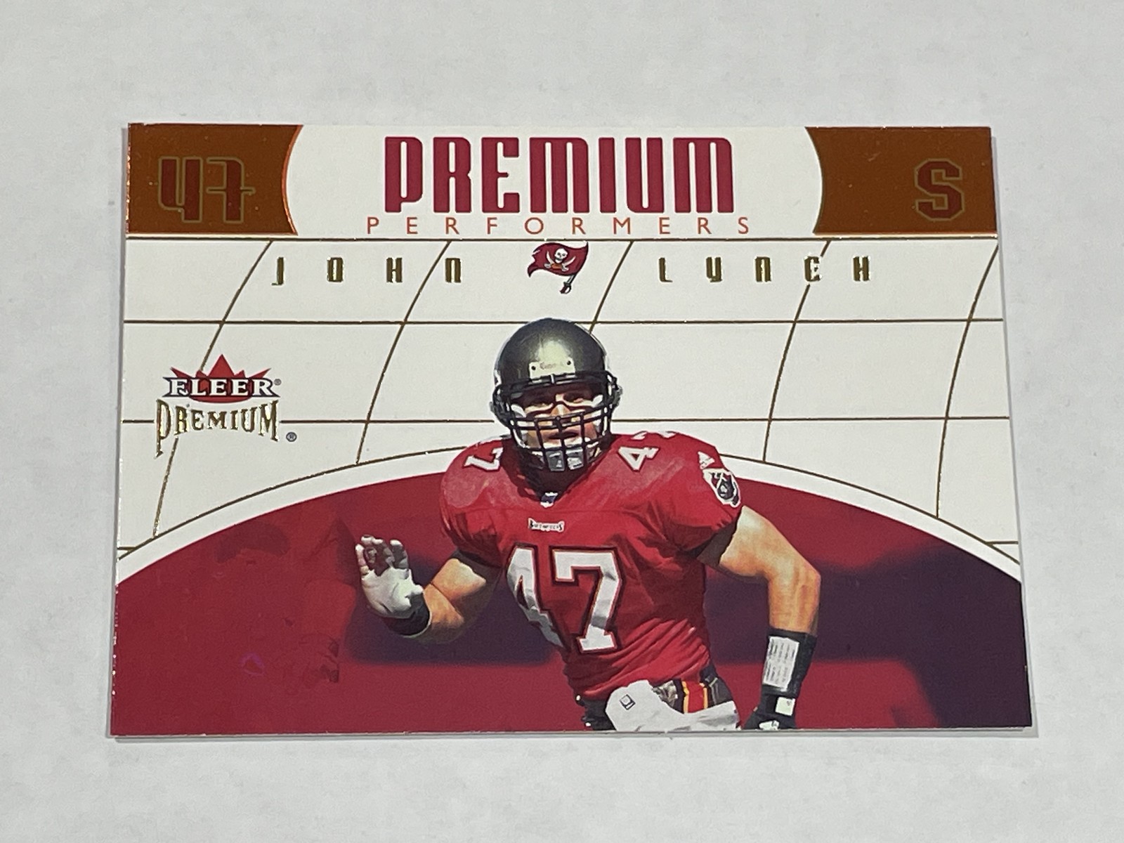 2002 Fleer Premium Football #180 - John Lynch - Tampa Bay Buccaneers