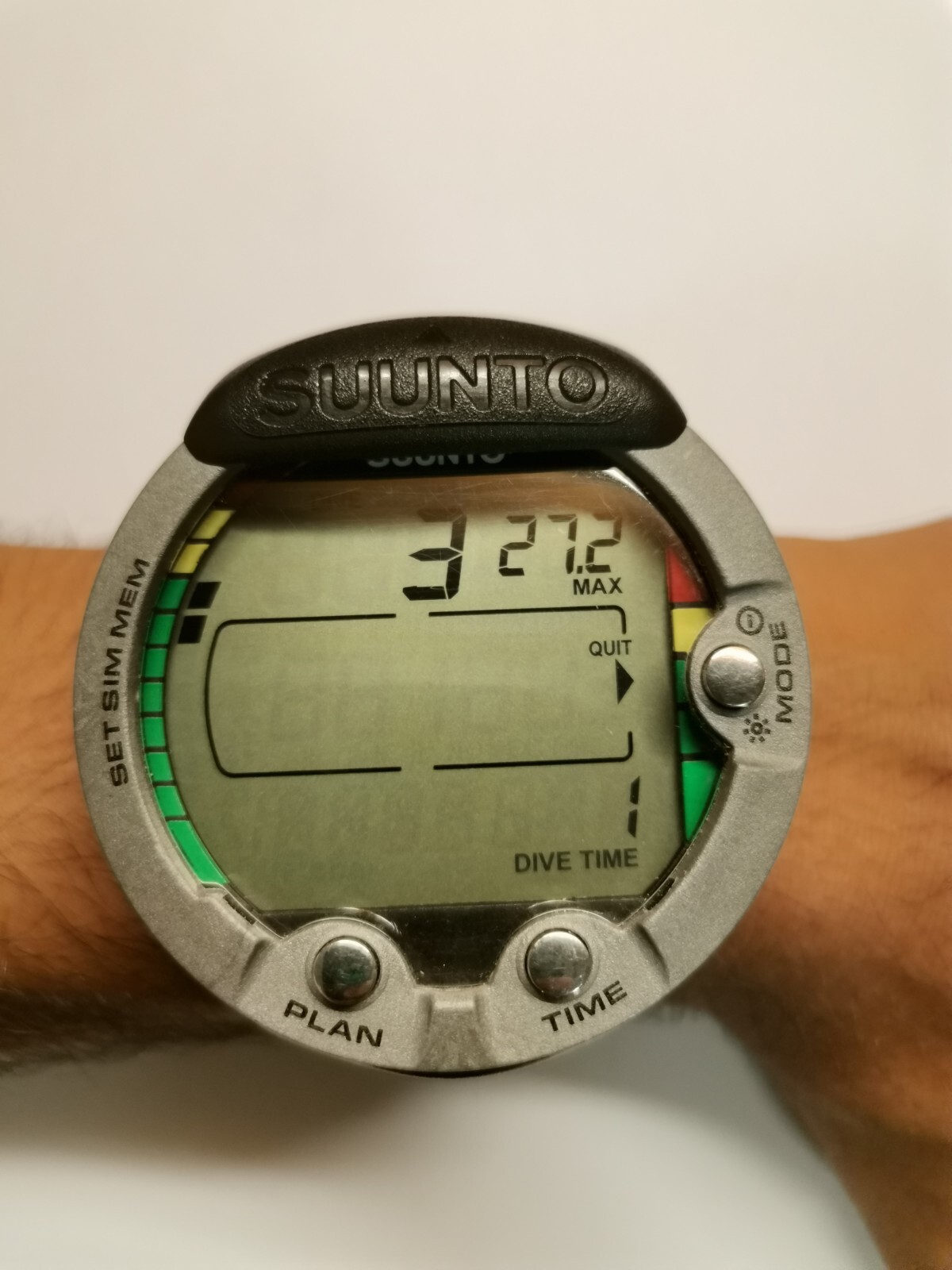 Suunto Vyper Wrist Scuba Dive Computer Watch (Only Used in Three Dives