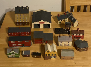 Job Lot Of N Gauge Plastic Buildings All Unboxed Please See Photos