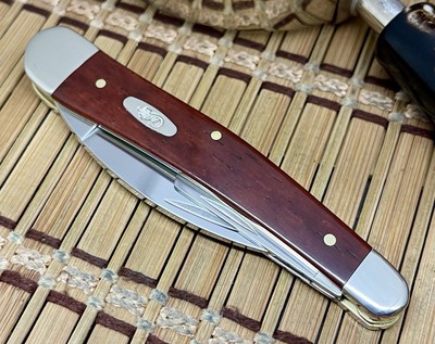 Case XX USA 2025 Smooth Chestnut Bone 28913 Seahorse Whittler