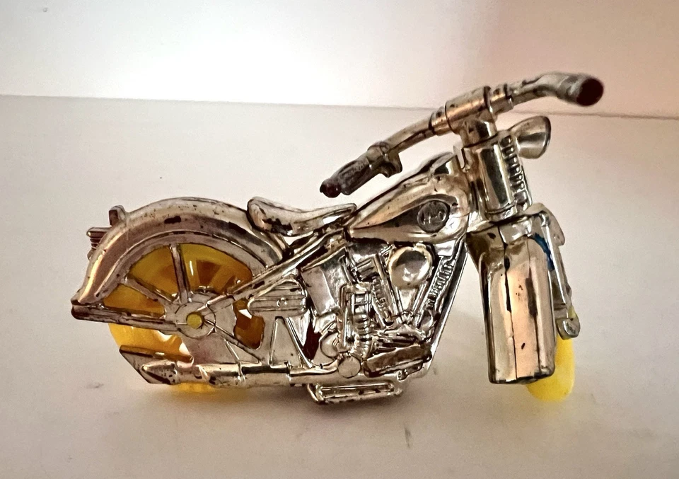VINTAGE 1950's THOMAS TOYS HARLEY-DAVIDSON POLICE MOTORCYCLE-GOLD PLATED-VG-HTF - Image 4 of 4