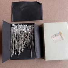 Vtg Round 2 1/2 Faux Pearl Corsage Hat Straig...