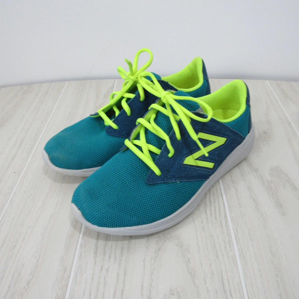 New Balance Women&#039;s 8.5 Blue-Green Neon Running Sneakers Shoes-GYM-ATHLETIC eBay