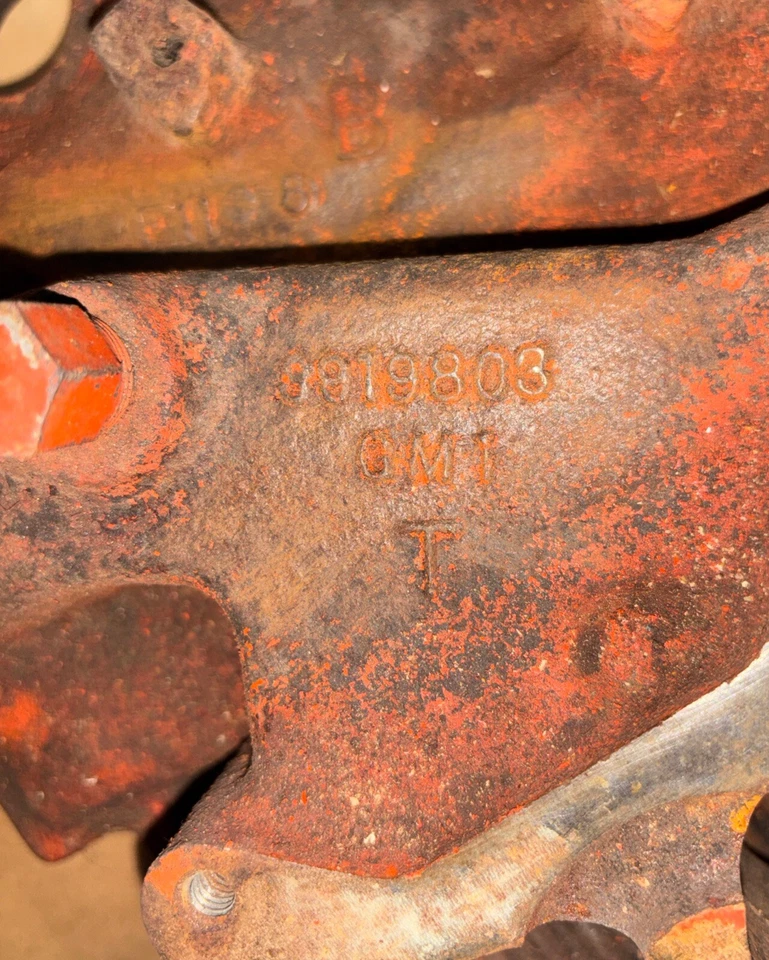 CAMARO CHEVELLE SMALL BLOCK CHEVY 4 BBL INTAKE MANIFOLD # 3919803 DATED F 11 8 - Image 2 of 4