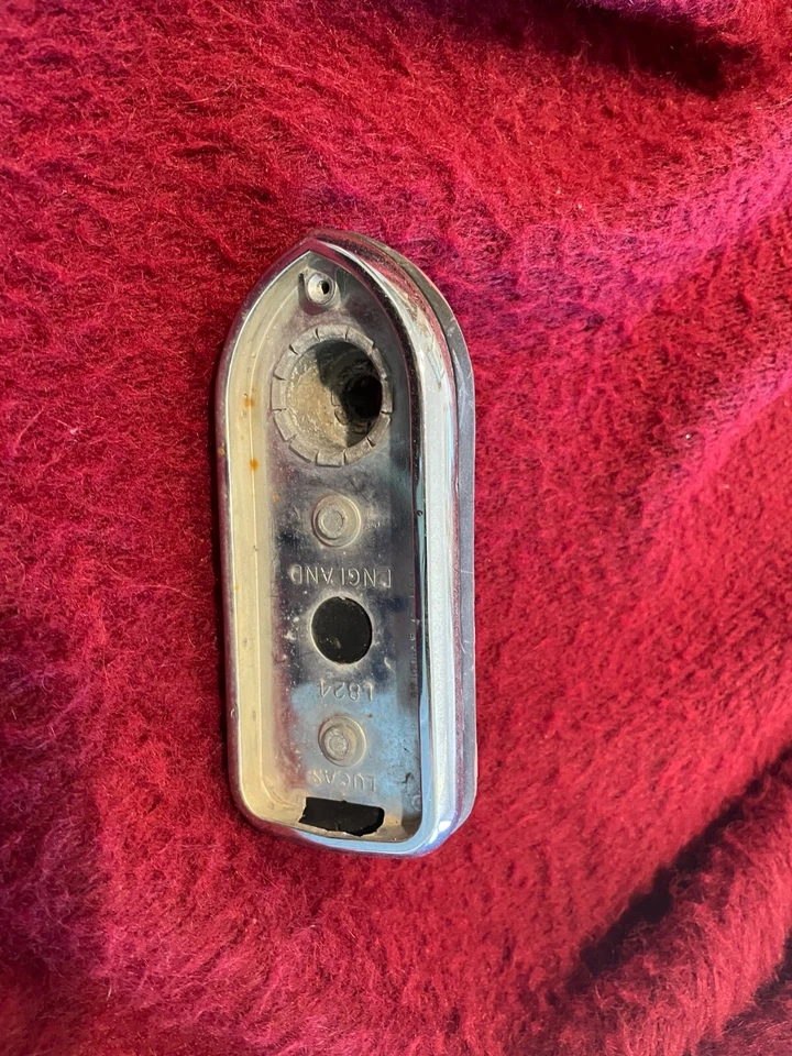 MGB - MG Midget • Conjunto de luz lateral Foto 3 de 4