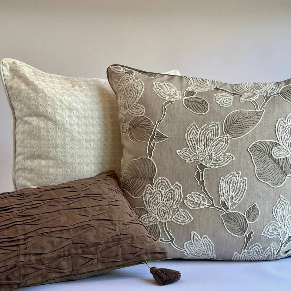 Designer fabric Okha Throw Pillow Cover 22 x 22 NWT - Image 4 of 4