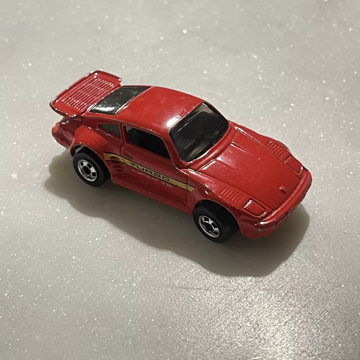 Hot wheels hotsell 1989 porsche 930