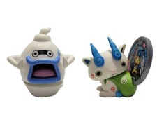 Lotto di 2 porta medaglie Yo-Kai Watch Whisper Ghost (no medaglia) e Komasan con medaglia