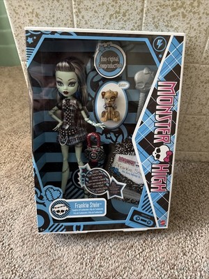Monster High Frankie Stein Boo-riginal Creeproduction Fashion Doll