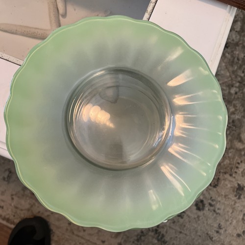Princess House Cottage Tulip Green Frosted 9" Luncheon Plate